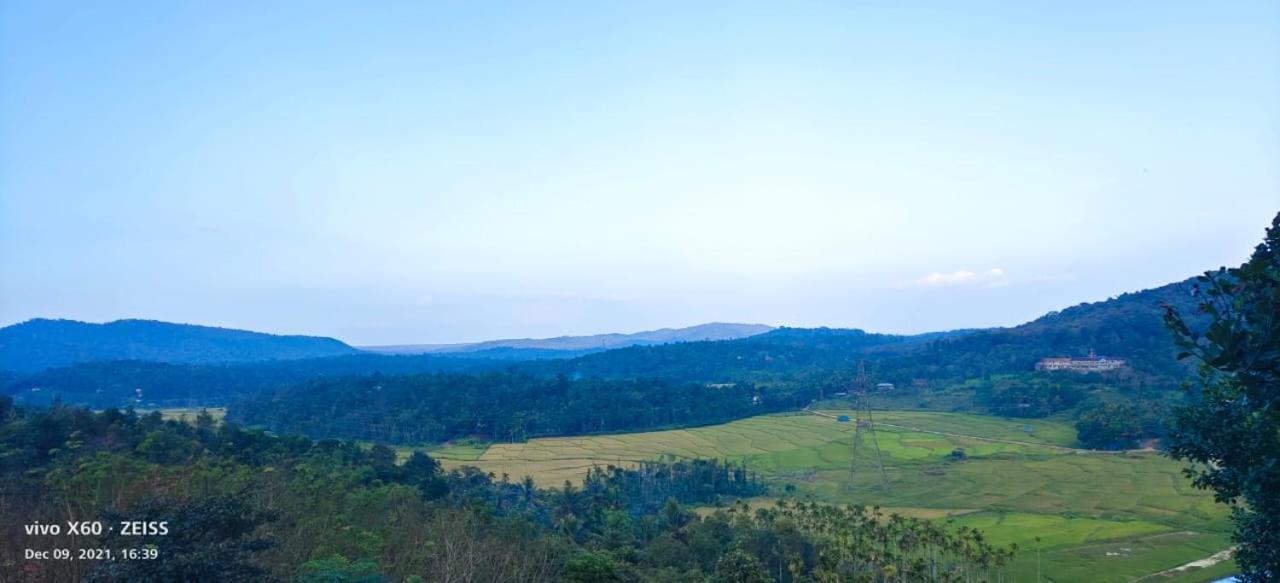 Angels Nest Home Stay 2 Acra Private Plantation Mountain Area Balconey Sunrice View Nearby Ngarhole Wild Life , Tholpetty Wild Life , Pakshipathalam Bird Santuary , Kuruva Island # Thirunelly & Thrissilery Temple Near By Secure Stay Wayanad Kerala Chegāt Esterno foto